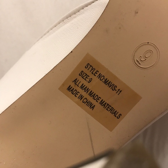 White Pointed Leather Heels - Picture 6 of 6